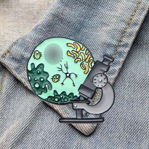 DZ438 Magnifier Enamel Pin Brooch Backpack Collar Hat Badge Lapel Pin Doctor and Nurse Jewelry Gifts