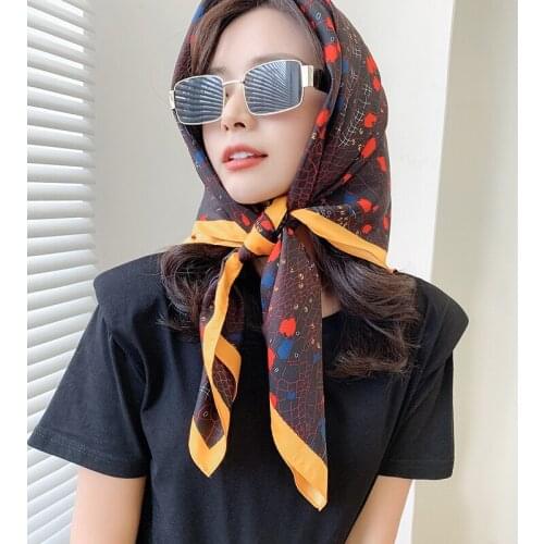 Spring 2021 luxury brand new products 90*90cm small square scarf fashion headband tie soft scarf ladies fashion printed scarf wo