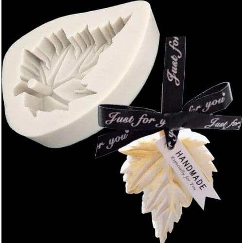 Minsunbak Maple Leaf Mould Aromatherapy plaster spread stone Car pendants Sugarcraft Scented candles hand-made soap Mould