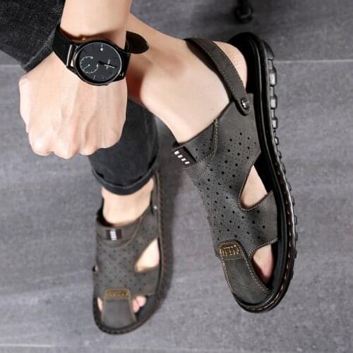 2021 Summer Leather Sandals For Men Outdoor Breathable Beach Shoes Flip Flops Fashion Shoes Indoor Slides Man Home Flat Slippers
