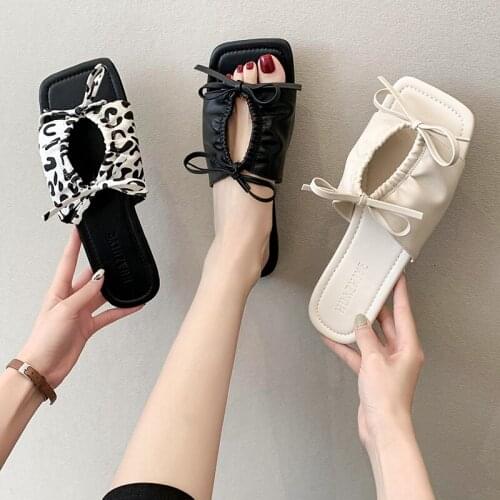 Ladies Beach Slippers Summer Hot Sale New Wild Fashion Leopard Print Bow Comfortable Flat Casual Slippers For Outer Wear