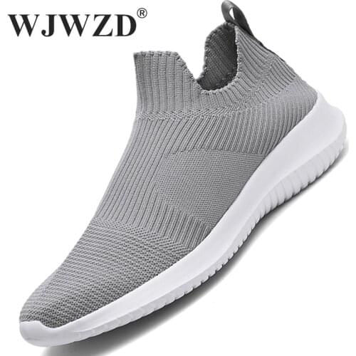 Men Casual Shoes Knitted Lightweight Breathable Walking Sneakers Men Trainers Soft Slip-On Lazy Mens Loafers Zapatillas Hombre