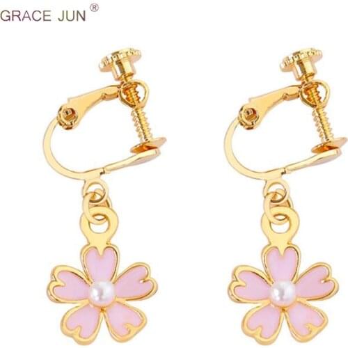 GRACE JUN New Clip on Earrings No Pierced for Women&Girl Party Wedding Fashion Enamel Pearl Flower Shape Cuff Earrings Wholesale
