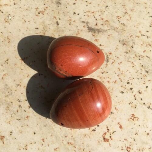 1-2 pcs Drilled Natural Red Jasper Crystal Eggs Jade Yoni Eggs Massage For Health Reiki Gemstones Carving Gifts For Women