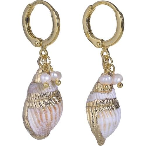2021 Summer seaside jewellery Latest Fashion Popular Seashell Earrings Natural Shell Pearl Trend Retro Earrings For Women