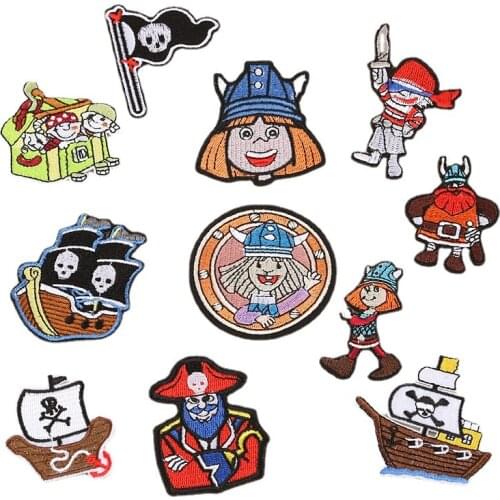 50pcs/lot Embroidery Patches Letters Clothing Decoration Accessories Pirate Boat Flag Skull Diy Iron Heat Transfer Applique