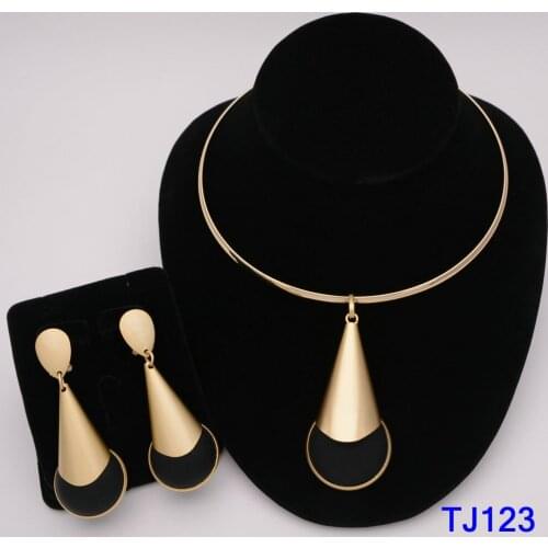 Pretty nigerian bridal bead set Exquisite Dubai Gold Colorful Jewelry Set Women Wedding African Beads Jewelry Set Costume Design