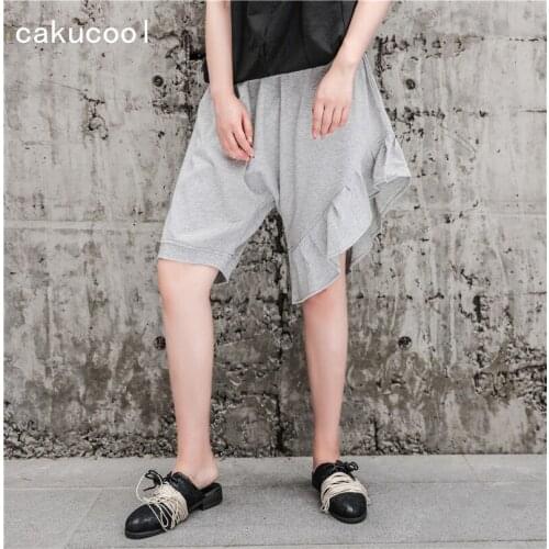Cakucool New Ruffels Shorts Women Summer Harem Capris Elastic Waist Casual Novelty Design Loose Shorts Femme Black Grey Plus