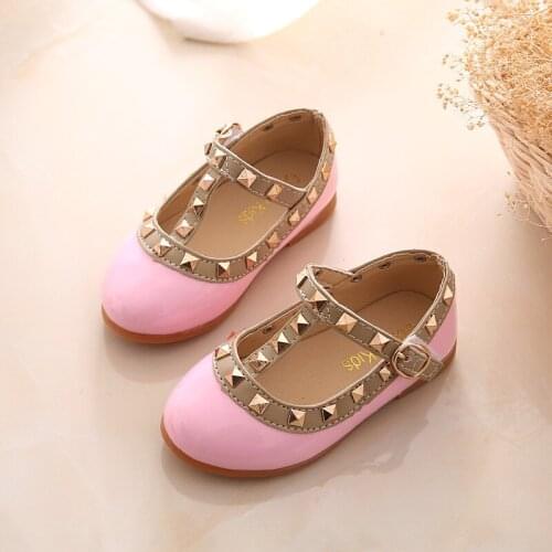 2021 New Girls Sandals Rivets Single Shoes Kids Leather Shoes Children Nude Sandal Toddler Girls Princess Flat Dance Shoes