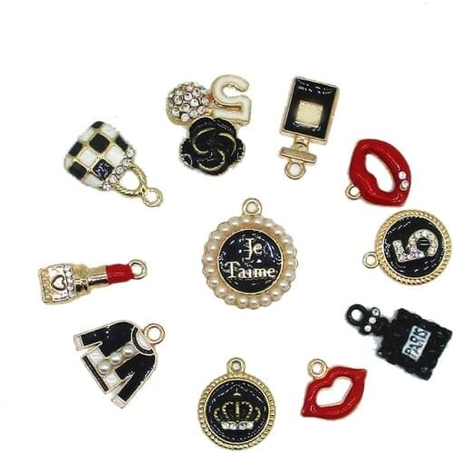 11pcs perfume Sex Mouth Lipstick Sex Mouth Jewelry Charms Drop Oil Charms Connector Enamel Alloy Bracelet Keyring Charms XL463
