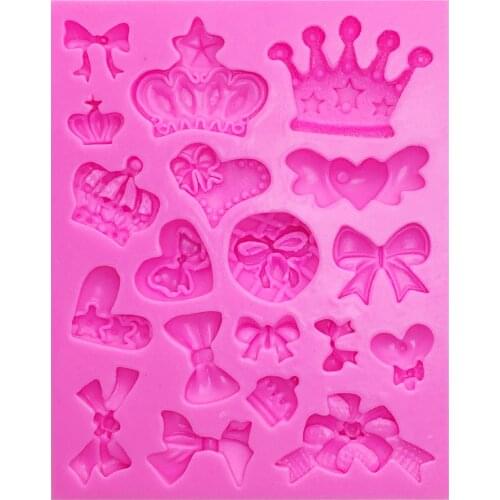 2020 Cartoon Crown & Bow Tie Silicone Fondant Cake Mold Cupcake Jelly Candy Chocolate Cake Decoration Baking Tool Moulds