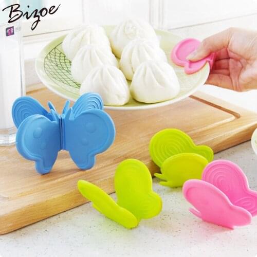Top quality Kitchen Dishes Silicone Oven Heat Insulated Finger Glove Mitt Cute Cooking Microwave Non-slip Gripper Pot Holder