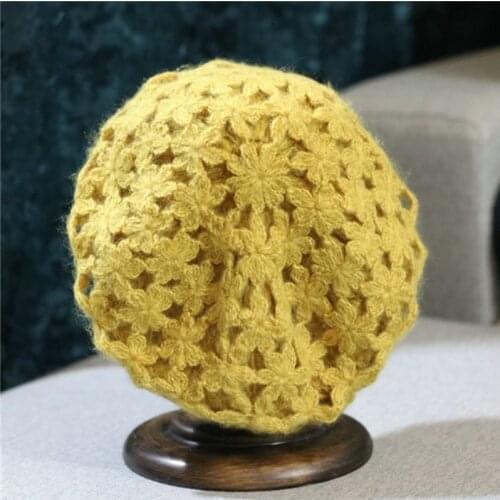 Knitted hat winter hat for Women beret hat autumn woolen hat handmade crocheted warm cap to keep warm retro art hedging hat