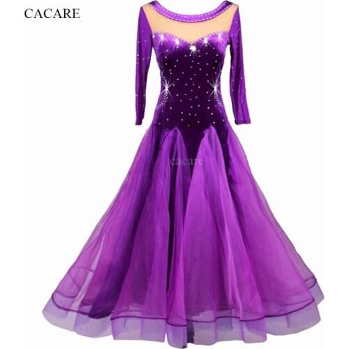 Velvet Ballroom Dance Competition Dresses Flamenco Waltz Tango Costume D0211 with Bra Cup Long Sleeve Rhinestones Big Sheer Hem