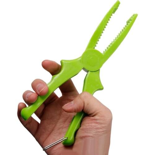 Portable ABS Plastic Floating Fish Clamp Grip Multi-Purpose Fishing Pliers Gripper Grabber Carp Fishing Tool Accessories