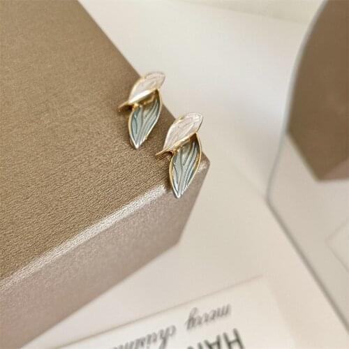 Lusion Stud Earrings
