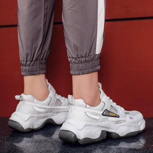 Sapatos Casual Men Leisure Shoes Male Sneakers For Mens Athletic Casual Solid White Fashion Knitting Mens Causal