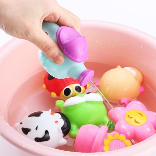 7Pcs Baby Cartoon Water Spray Animal Swimming Play Float Game Shower Bath Toy Cute Shape Bright Color Water Play Toy