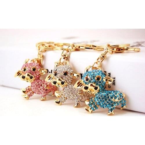 2021 New Cute Crystal Zodiac Ox Keychain Metal Rhinestone Key Chains Men and Women Car Bag Accessories Cow Car Keyring Wholesale