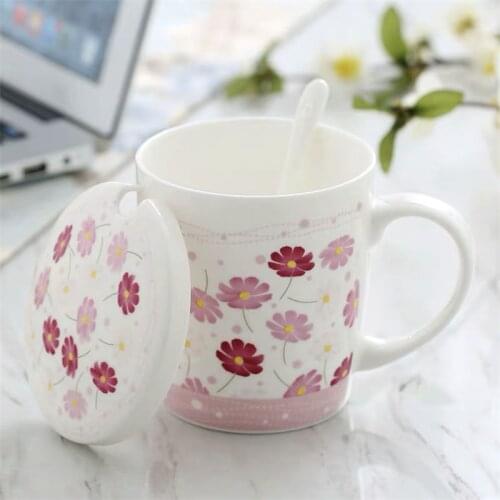 China Coffee Milk Mug with Spoon and Lid Creative Hand Painted Water Cup Household Ceramic Cute Beautiful Office Teacup