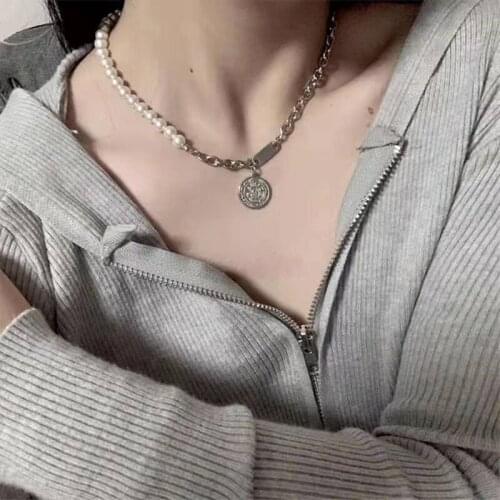 Fashion trend ins style round pendant necklace for women vintage simple pearl neck chains aesthetic jewelry womens accessories