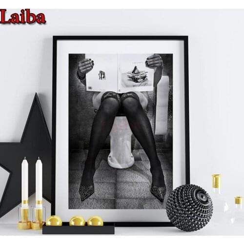 Catching Up On Reading Poster diamond painting cross stitch diamond embroidery mosaic Fashion woman squatting toilet Decoration