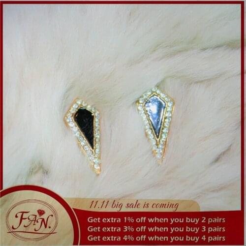 2021 Trend Popular Beautiful Charming Girl Women Golden Color Metal Black Cool INS Hipster Rhombus Shape Stud Earrings for Party