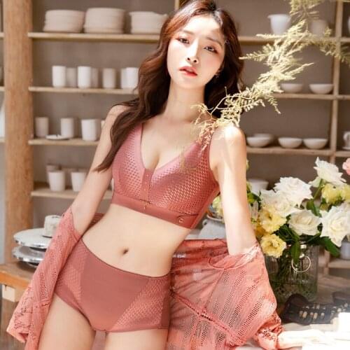 Adjustable bra with gathered lace underwear no rims for women to receive auxiliary breasts lingere set panty set lingerie femme