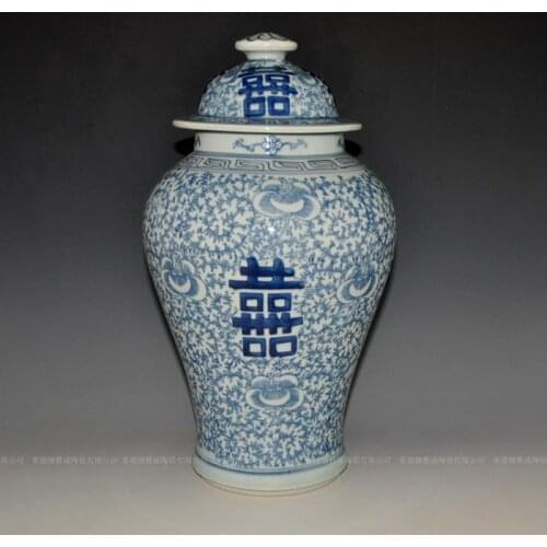 Chinese wedding gift jingdezhen ceramic ginger jar Antique Porcelain ceramic blue and white jar