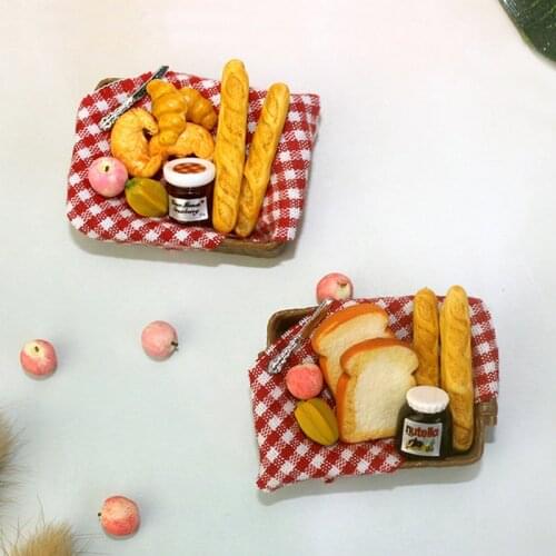 1/12 bjd miniature picnic toy ob11 bread model 1: 6 scale doll house toy model miniature food play mini bread basket kitchen toy