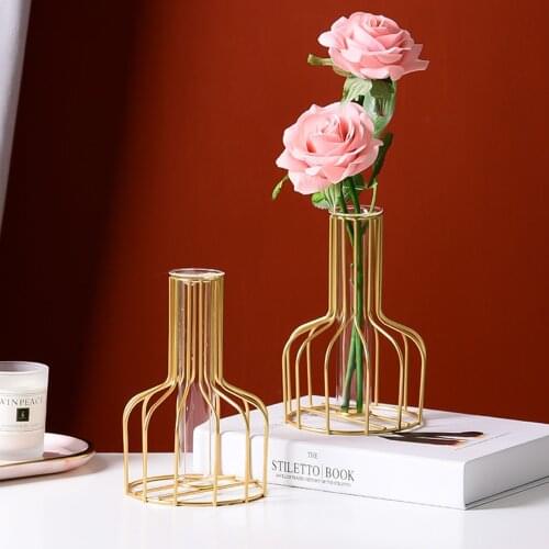 QWC Metal Flower Vases