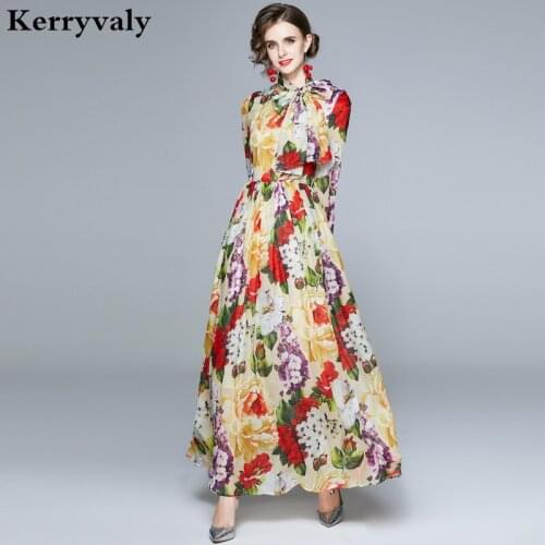 Holiday Long-Sleeved Chiffon Printed Floral Beach Dress Women Bohemian Large Swing Long Party Dress Dress with Silk Scarf K6110