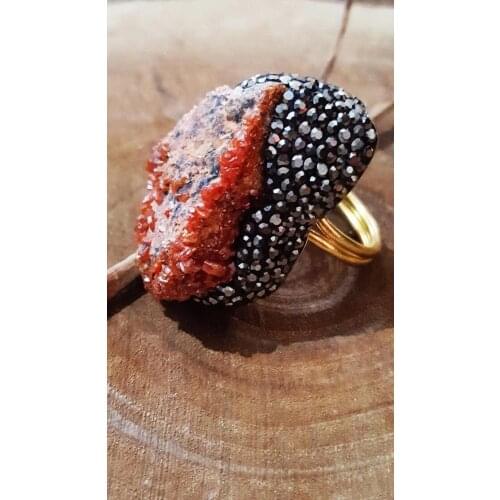 Dr Stone natural Stone Vanadinite Stone 22 carat gold plated female Even 418647548