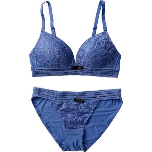 Women Lace Sexy Lingerie Set Thin Non-slip Push Up Bra No Rims Plus Size Solid Color Women Underwear+panties Set