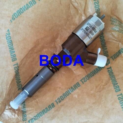 High quality Fuel injector 326-4700 32F61-00062 for 320D excavator C6.4 engine