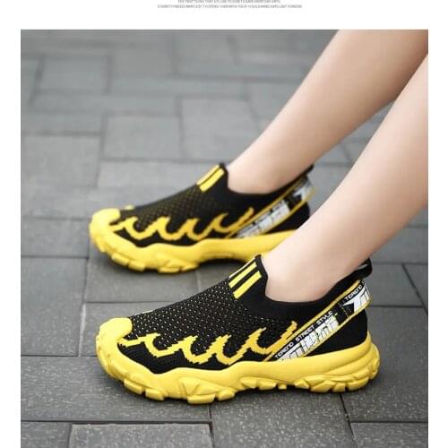 Childrens Summer Casual Shoe Boys Thick Bottom Flying Mesh Surface Hollow Breathable Sleeve Foot Casual Sports Shoes Size 28-39