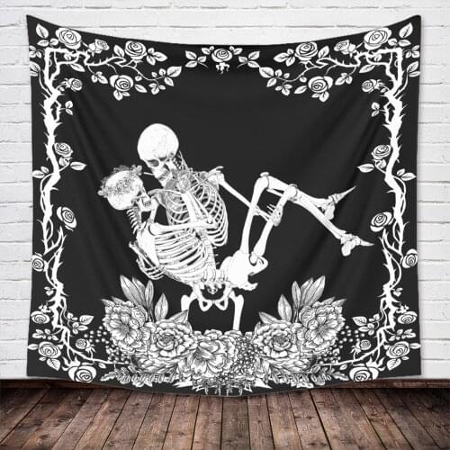 Skull Tapestry The Kissing Lovers Tapestry Wall Hanging Black White Romantic Constellation Skeleton Tapestry Wall Rugs Decor