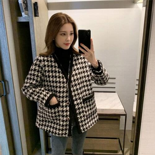 Black White Houndstooth Jackets Womens Autumn Winter V Neck woolen Jacket 2020 Vintage Girls Chic Short Loose Thick Plaid Coats