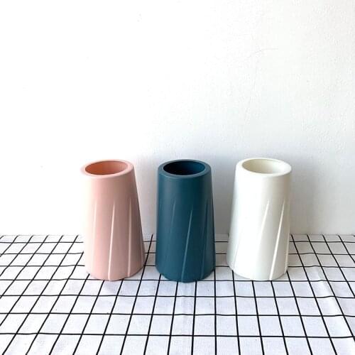 Flower Vase Decoration Home Plastic Vase White Imitation Ceramic Flower Pot Flower Basket Nordic Decoration Vases for Flowers