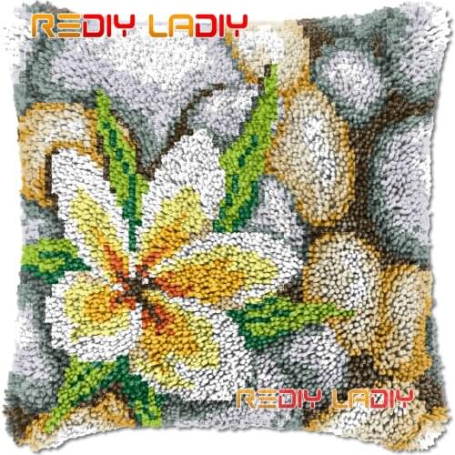 Latch Hook Cushion Flowers in Pebbles DIY Needlepoint Kits Chunky Acrylic Yarn Arts Crocheting Lofty Pillow Case Hobby & Crafts