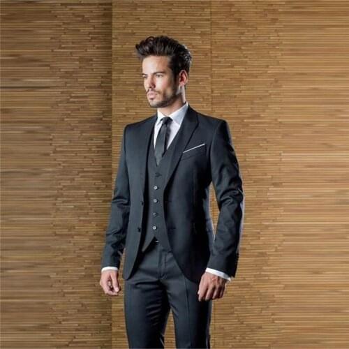 Charcoal Custom Mens Wedding Suits Peaked Lapel Slim Fit Grooms Tuxedo Three Pieces Business Suit (Jacket+Pants+Vest)