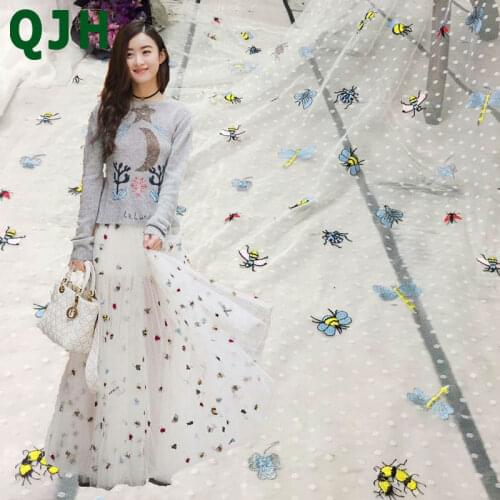 1 yard New Little Bees Embroidery lace fabric diy black&white Refreshing soft Hollow Water-soluble french tulle Dress Decoration