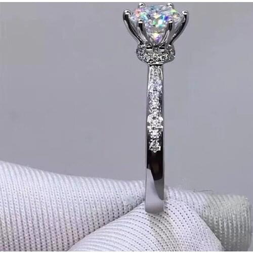 Exquisitie crackling moissanite gemstone ring women jewelry gift engagement ring six claw set shiny better than diamond gift