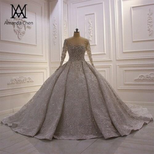 Abito da sposa Long Sleeves Lace Appliqued Keyhole Back Wedding dress
