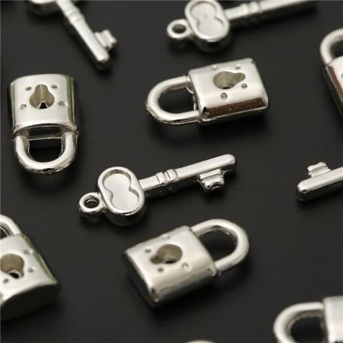 50 Pcs/Lot Cute Romantic Rhodium Durable CCB Charms Key & Lock Lovers Pendants For Jewelry Making DIY Handmade Craft