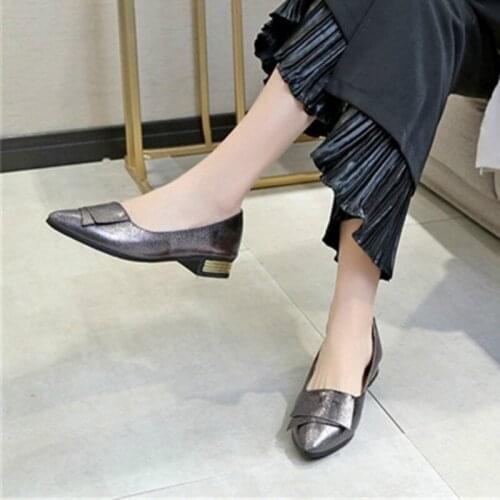 Women Flats Metal Buckle Pointed Toe Flat Shoes Women Single Loafers Leather Shoes Casual Slip on For Ladies Office Shoes U19-80