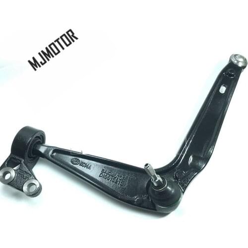 1pcs Control Arm with bushing left / right side for Chinese SAIC ROEWE 550 MG6 Auto car motor parts 10013214 / 30000155