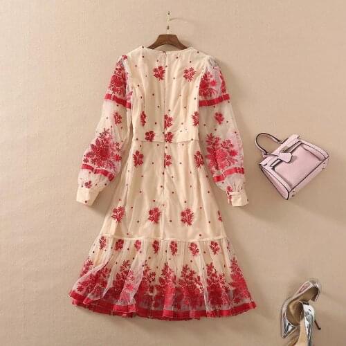 Fashion Women Runway High Quality Long Lantern Sleeve Flower Embroidery Ruffles Elegant Redl Midi Dress