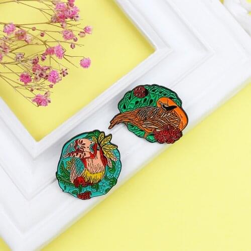 Jungle Animals bird Enamel Brooch parrot chicken green orange Lapel Pin Ladybug birds Bag and hat Custom Badge
