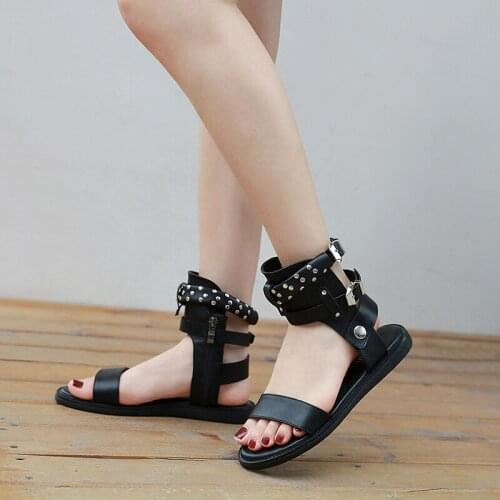 Sandals Women Summer Flat Sandals Punk Ankle Buckle Shoes Pu Leather Sandals Women Flats Rivet Womans Shoes Femmes Sandales